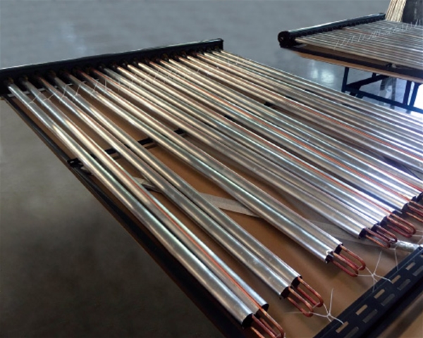 U型、熱管流道聯(lián)箱（介質(zhì)循環(huán)）